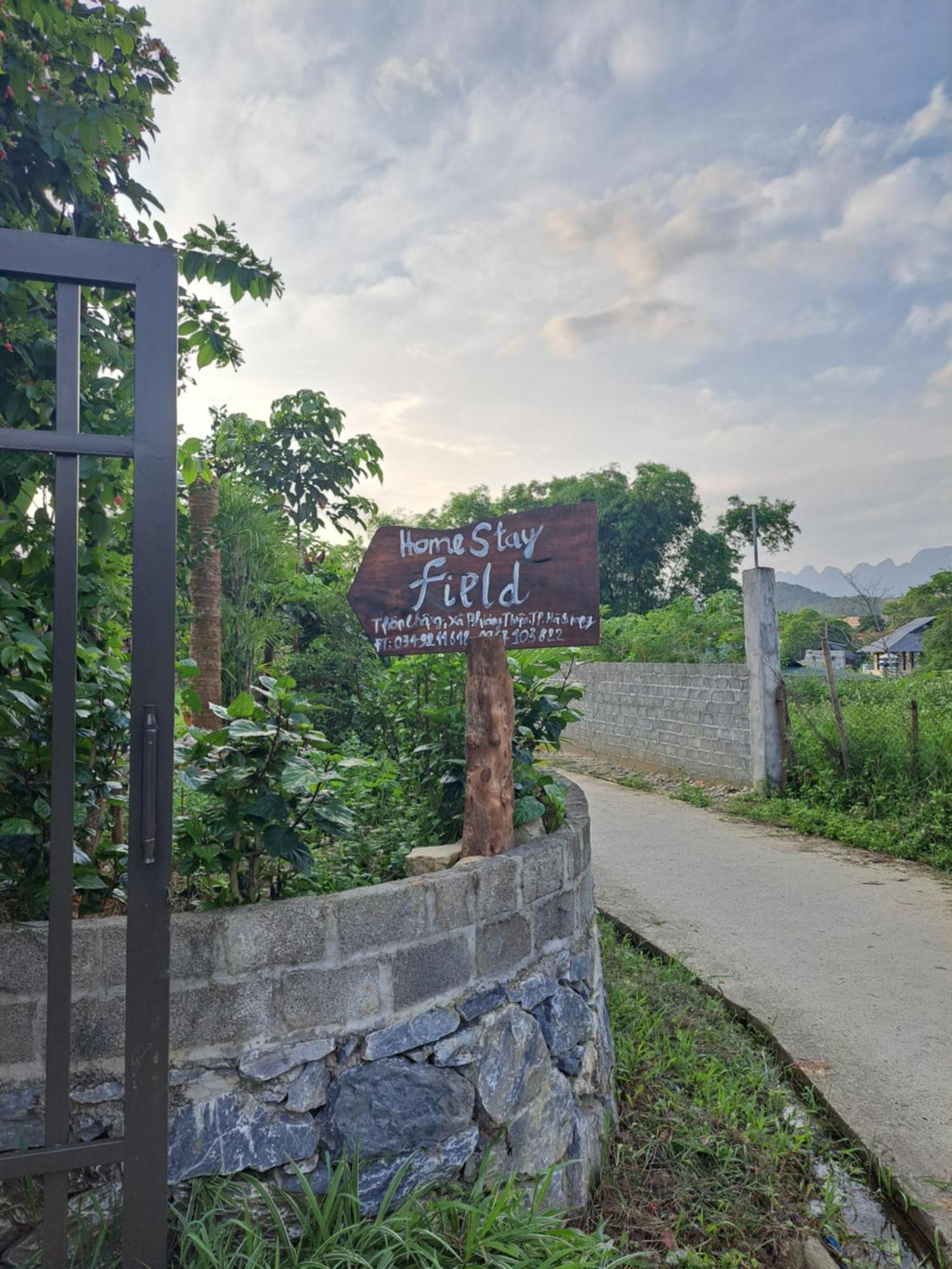 Homestay Field - Bungalow, Ha Giang Loop Tour, Motorbikes Rental 외부 사진